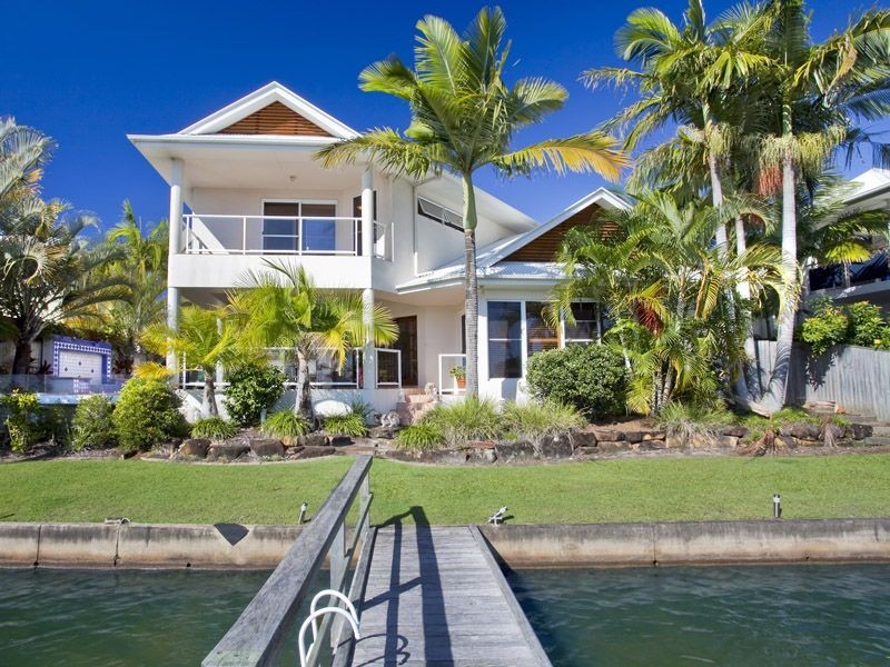 42 SALTWATER Avenue, Noosa Waters QLD 4566