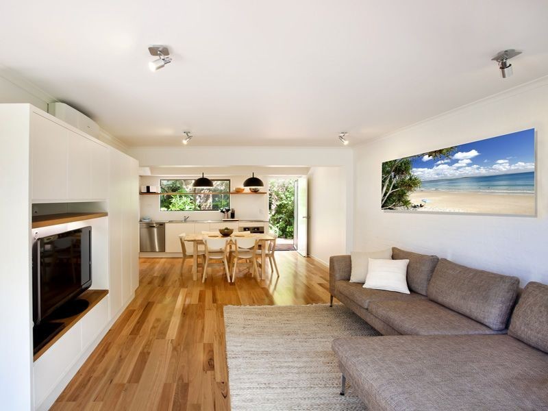 2, 8 Kareela Avenue, Little Cove QLD 4567