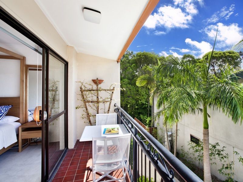 2, 8 Kareela Avenue, Little Cove QLD 4567