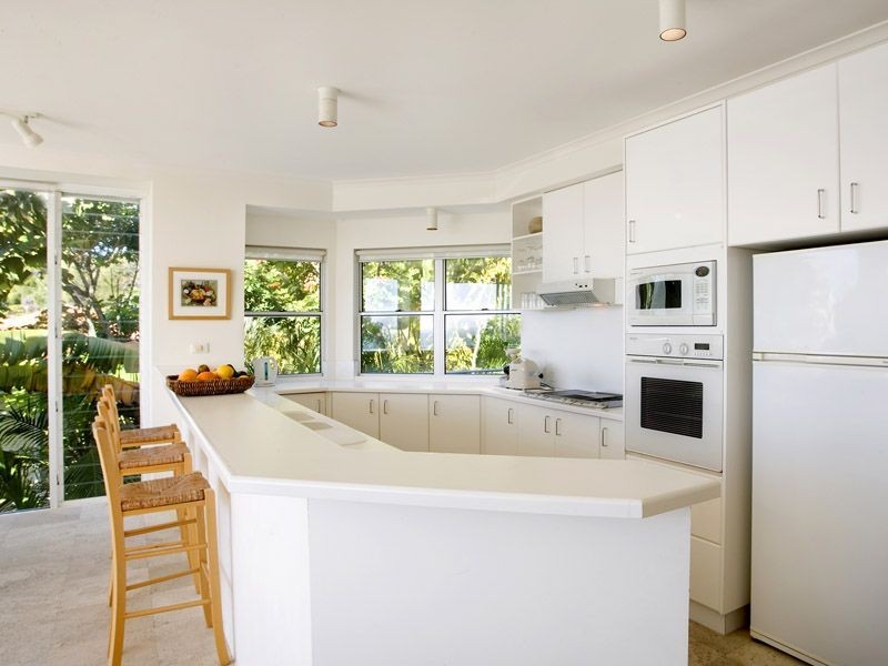 Apartment, 5 ALLAMBI, Little Cove QLD 4567