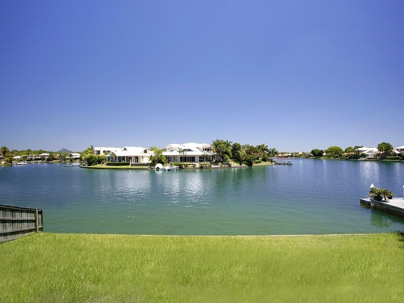 38 Saltwater Avenue, Noosa Waters QLD 4566