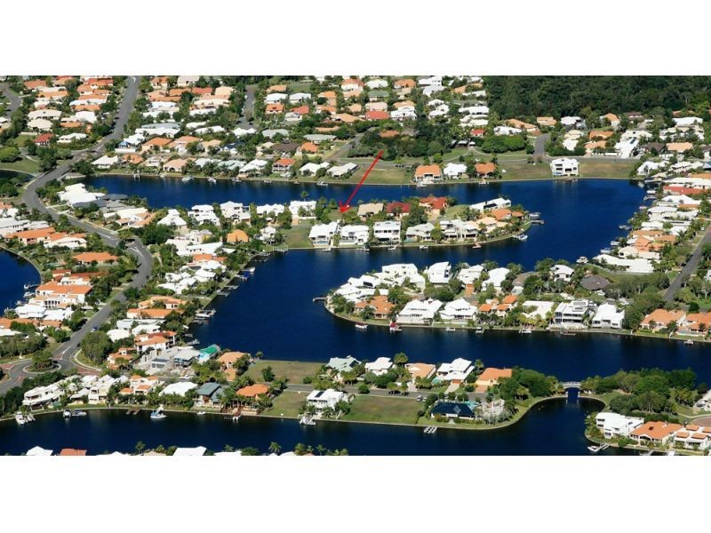 11 Topsails Place, Noosa Waters QLD 4566