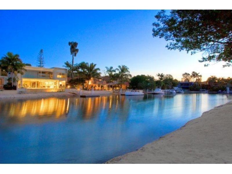 24 Wesley Court, Noosa Heads QLD 4567