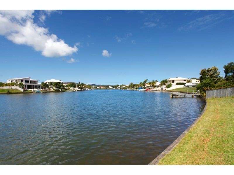 123 Shorehaven Drive, Noosa Waters QLD 4566