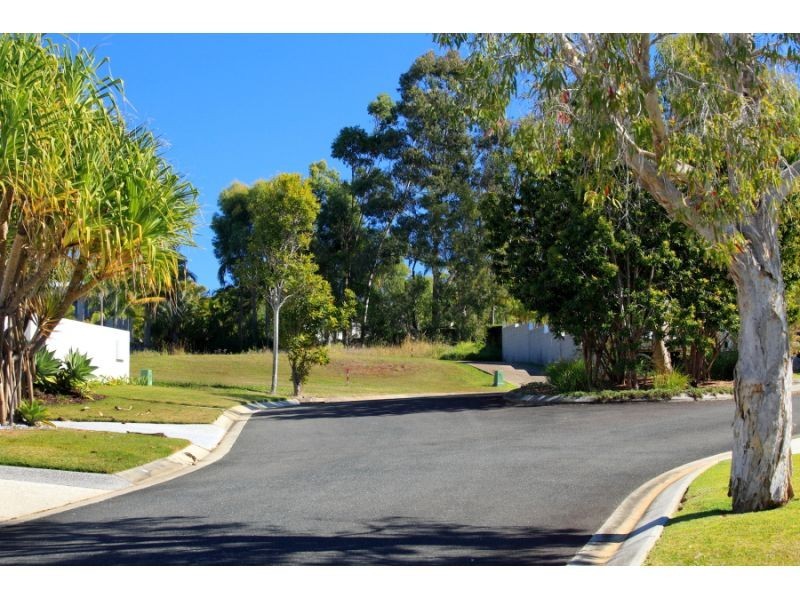 13 Treasure Cove, Noosaville QLD 4566