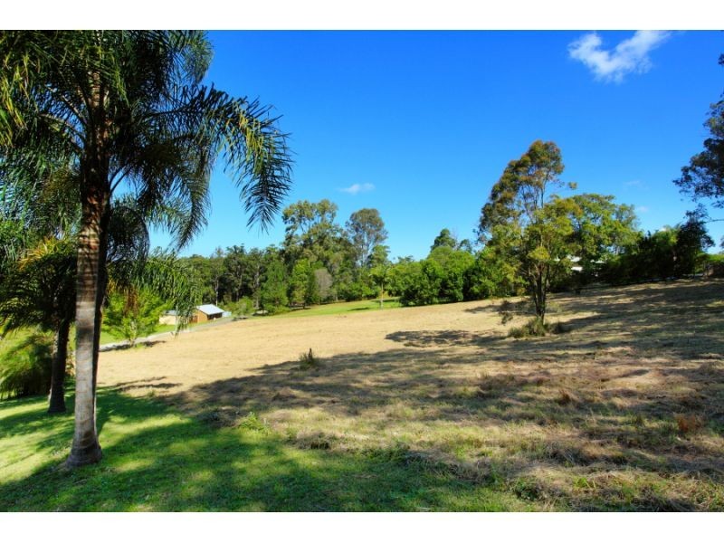 11 Redwood Road, Doonan QLD 4562
