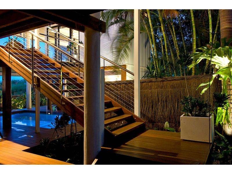 2 Val Crescent, Noosaville QLD 4566