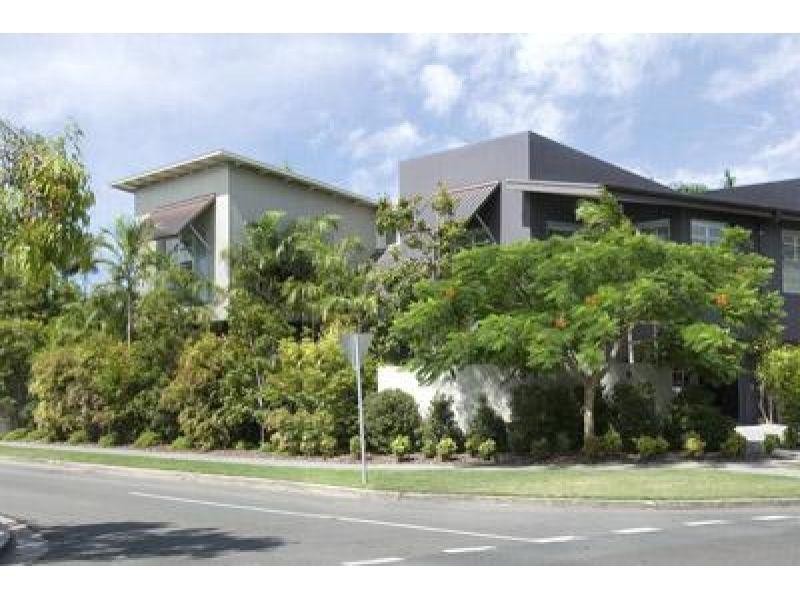 1/28 Edward Street, Noosaville QLD 4566