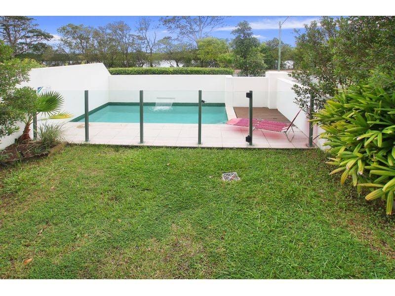 8/233 Weyba Road, Noosaville QLD 4566