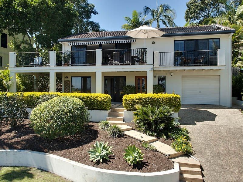 18 Arkana Drive, Noosa Heads QLD 4567