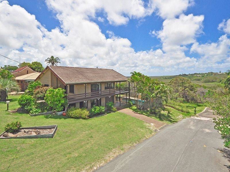 69 Cormorant Crescent, Peregian Beach QLD 4573