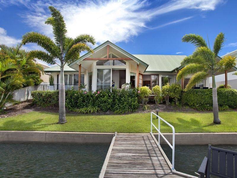 15 Seahorse Place, Noosa Waters QLD 4566