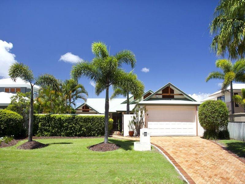 15 Seahorse Place, Noosa Waters QLD 4566