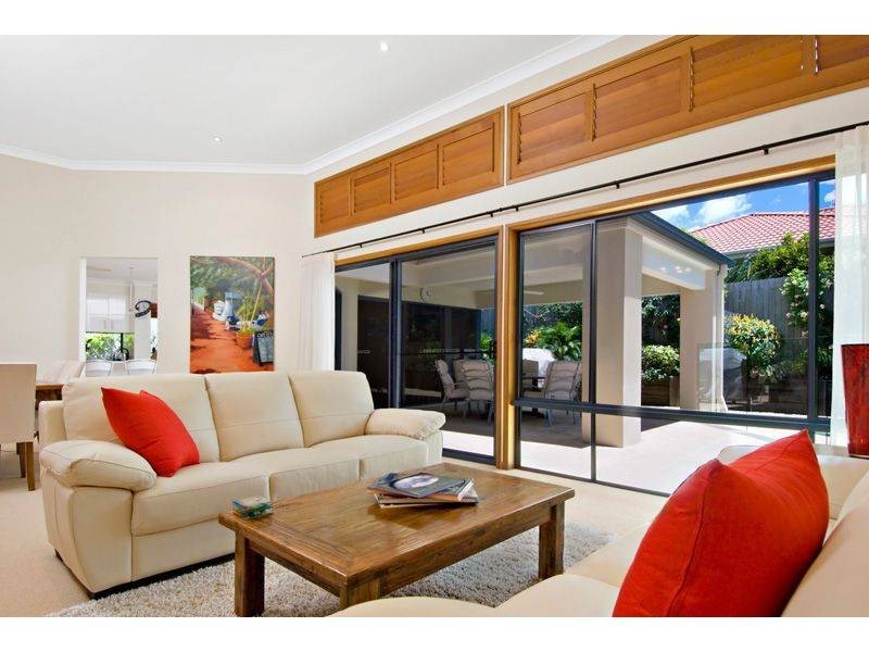 18 Starboard Avenue, Noosaville QLD 4566