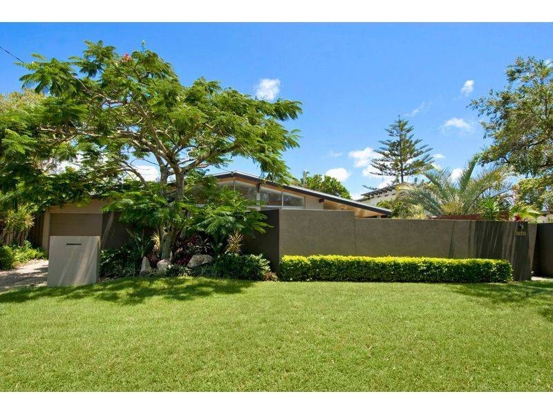 19 Wyona Drive, Noosa Heads QLD 4567