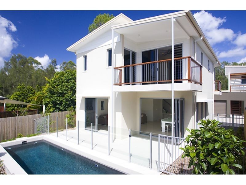 Luxury, Townhouses Seven Stars On Hilton, Noosaville QLD 4566
