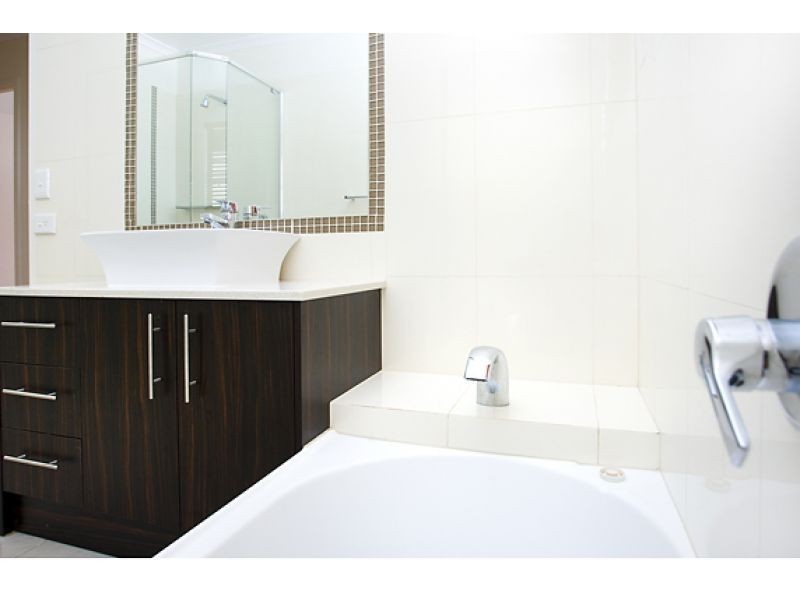 2 Freedom Place, Sunrise Beach QLD 4567