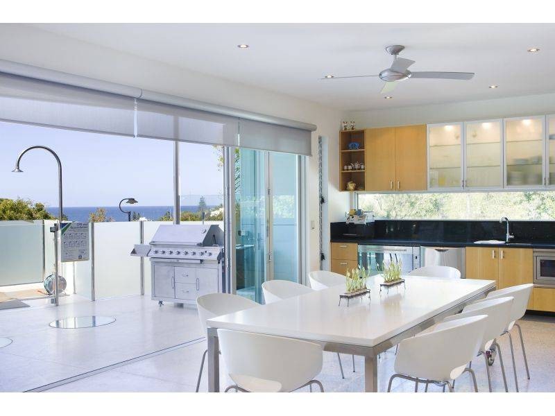 1 Seamist Court, Sunshine Beach QLD 4567