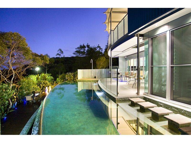 1 Seamist Court, Sunshine Beach QLD 4567