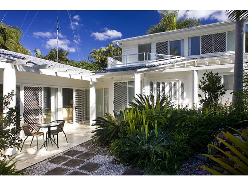 9 Delorme Street, Noosa Heads QLD 4567