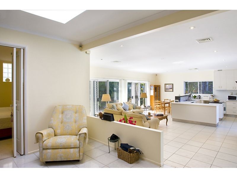 9 Delorme Street, Noosa Heads QLD 4567