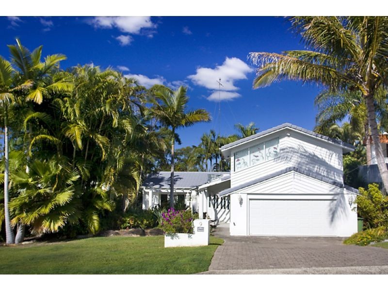 9 Delorme Street, Noosa Heads QLD 4567