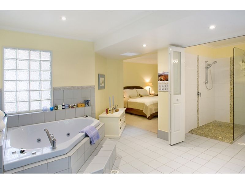 9 Delorme Street, Noosa Heads QLD 4567