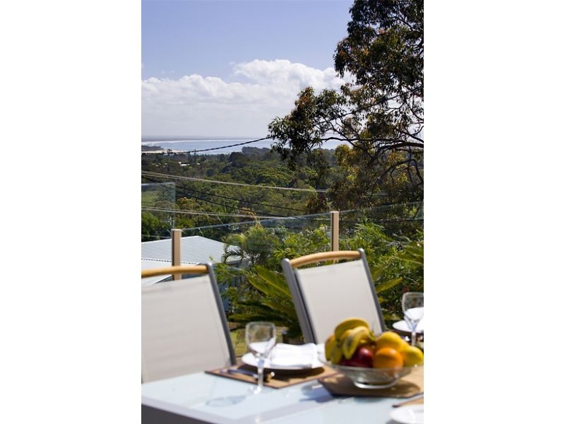 34 Arkana Drive, Noosa Heads QLD 4567