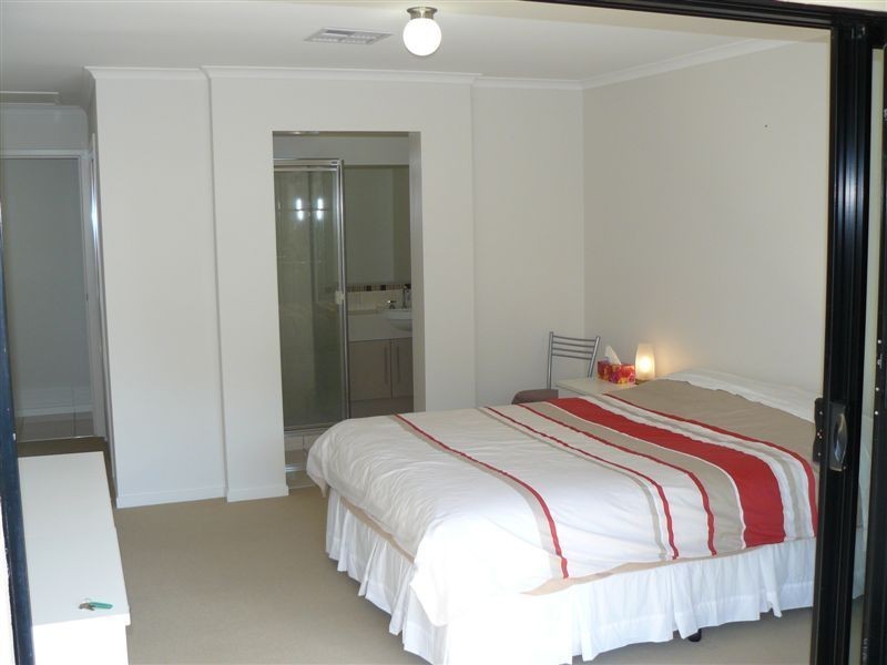 Apartment, 5 Cutters Breeze 5 Bottlebrush Avenue, Bli Bli QLD 4560