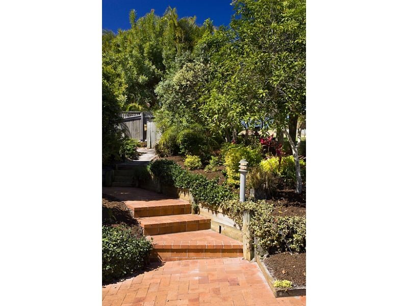 22 Toulambi Street, Noosa Heads QLD 4567