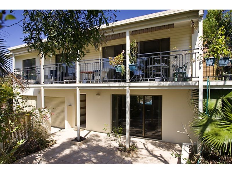 11 Toulambi Street, Noosa Heads QLD 4567