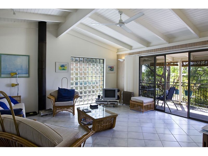 11 Toulambi Street, Noosa Heads QLD 4567