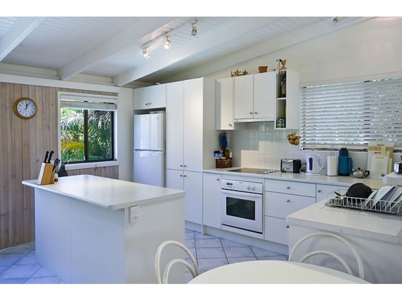 11 Toulambi Street, Noosa Heads QLD 4567