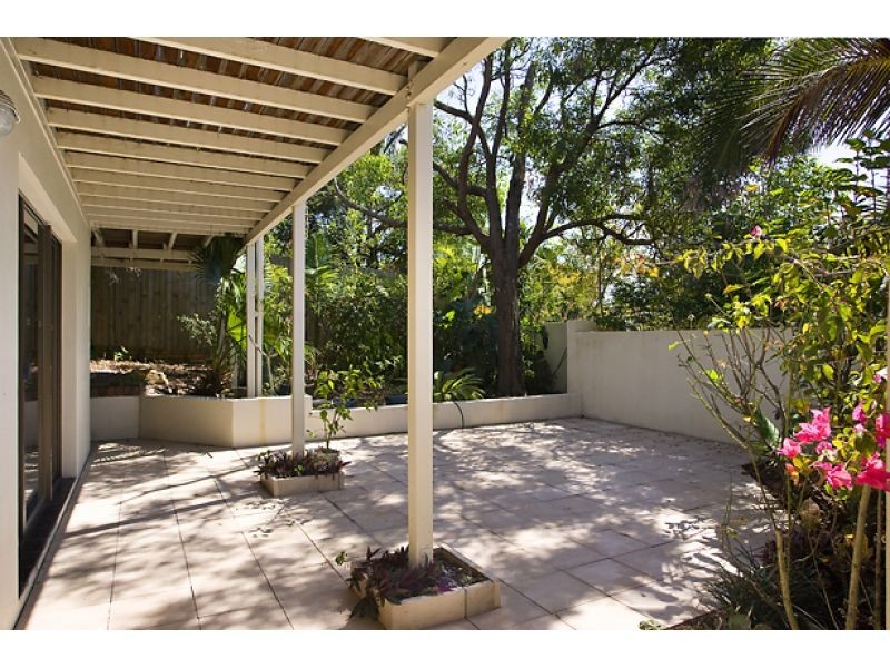 11 Toulambi Street, Noosa Heads QLD 4567