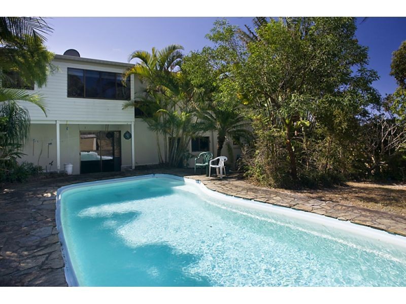 11 Toulambi Street, Noosa Heads QLD 4567