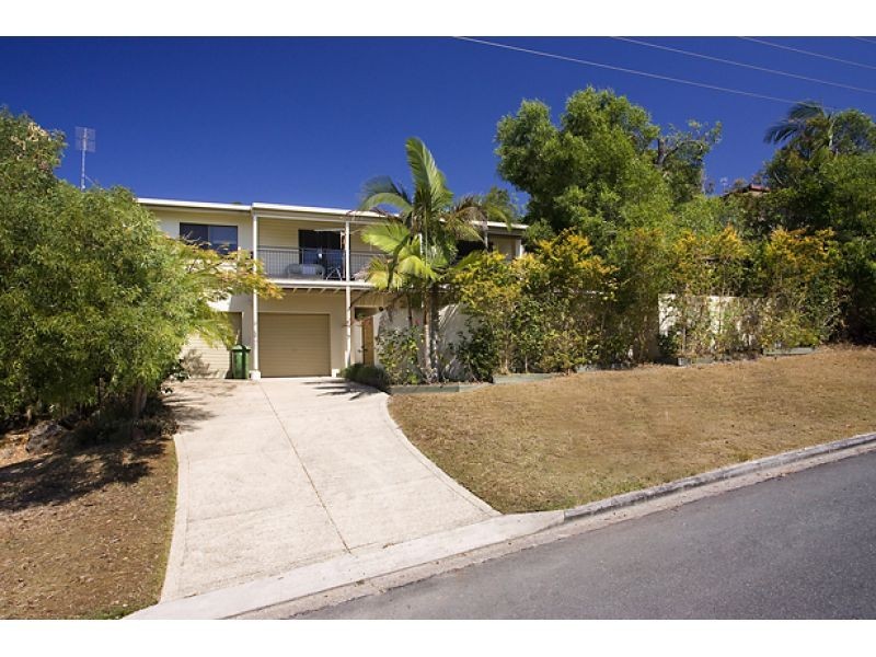 11 Toulambi Street, Noosa Heads QLD 4567