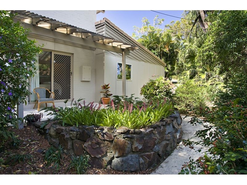 13 Paul Street, Noosa Heads QLD 4567