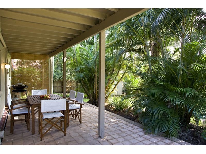 13 Paul Street, Noosa Heads QLD 4567