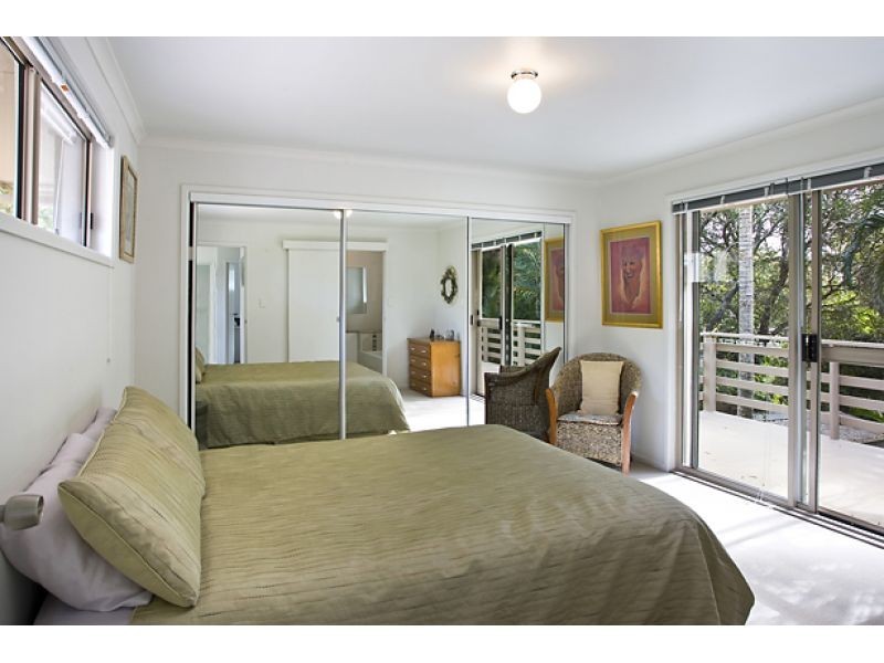 13 Paul Street, Noosa Heads QLD 4567