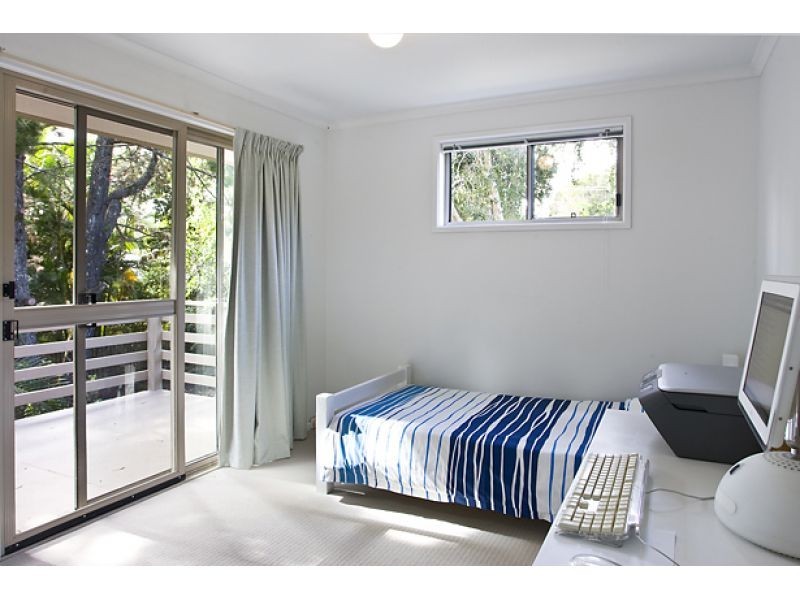 13 Paul Street, Noosa Heads QLD 4567
