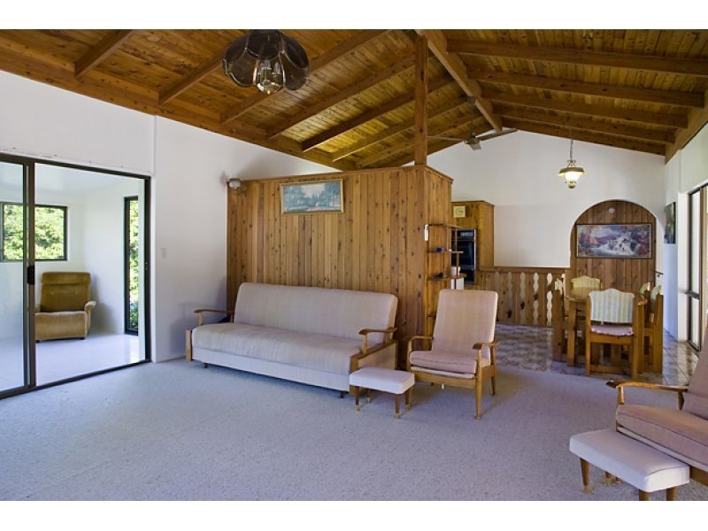 8 Wyona Drive, Noosa Heads QLD 4567