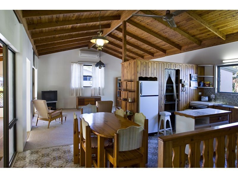 8 Wyona Drive, Noosa Heads QLD 4567