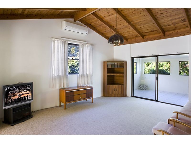 8 Wyona Drive, Noosa Heads QLD 4567