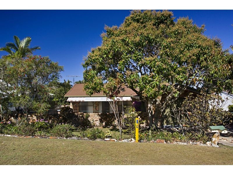 8 Wyona Drive, Noosa Heads QLD 4567