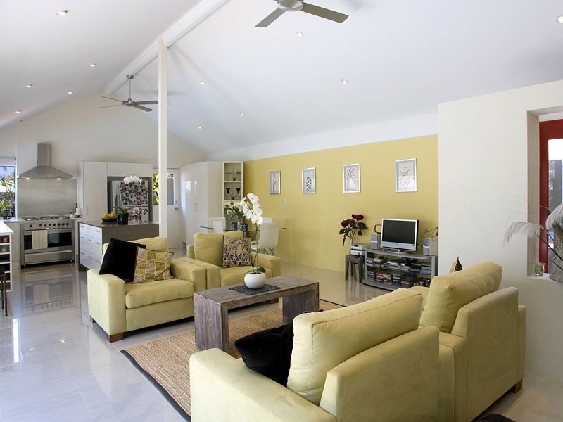 4 Currawong Street, Noosa Heads QLD 4567