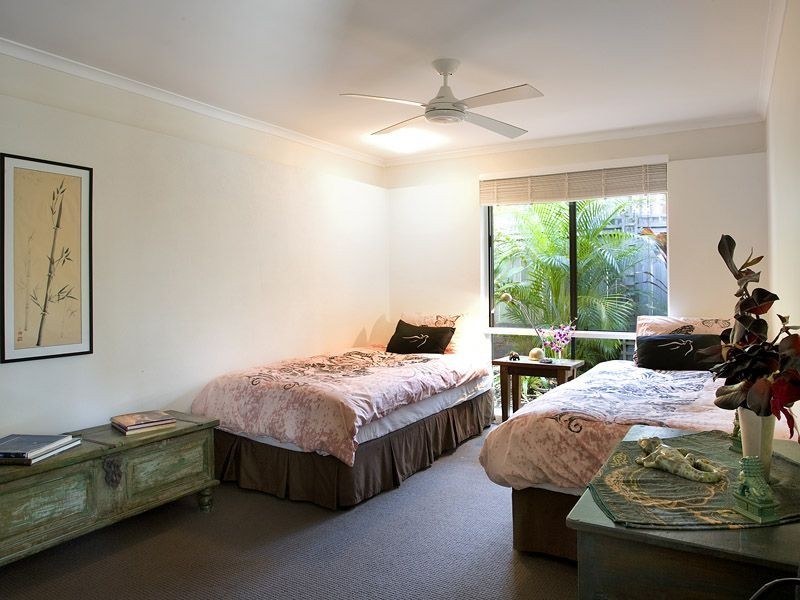 4 Currawong Street, Noosa Heads QLD 4567