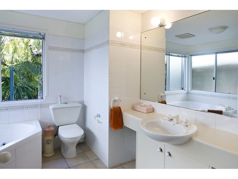 17 Sarah Court, Noosa Heads QLD 4567