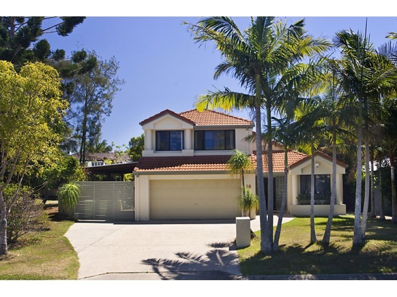 16 Riverbreeze Avenue, Noosa Waters QLD 4566