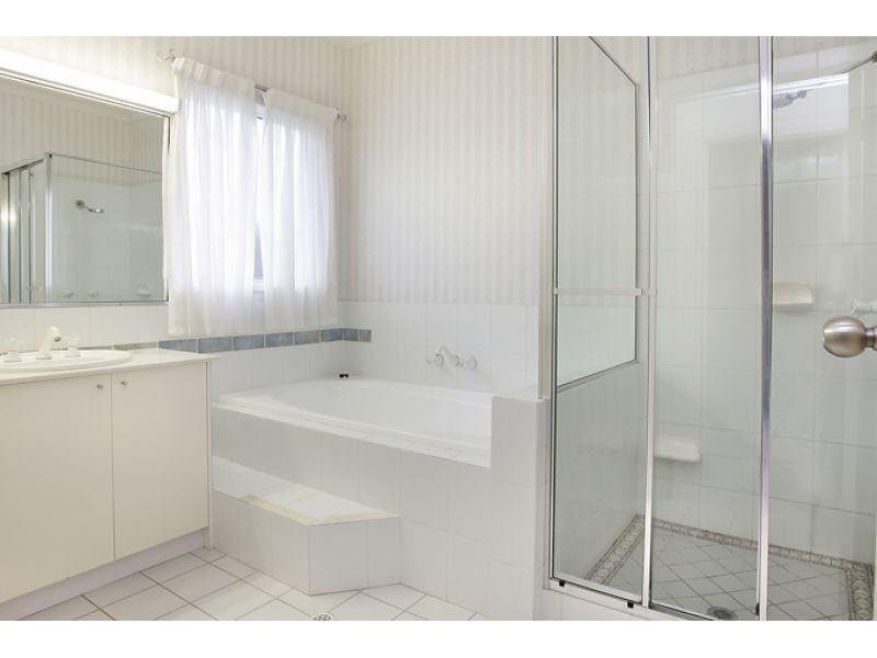 17 Milpera Retreat, Noosa Heads QLD 4567