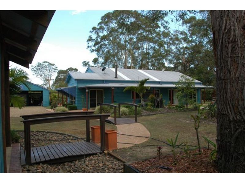 16 Green Gate Road, Cooroibah QLD 4565